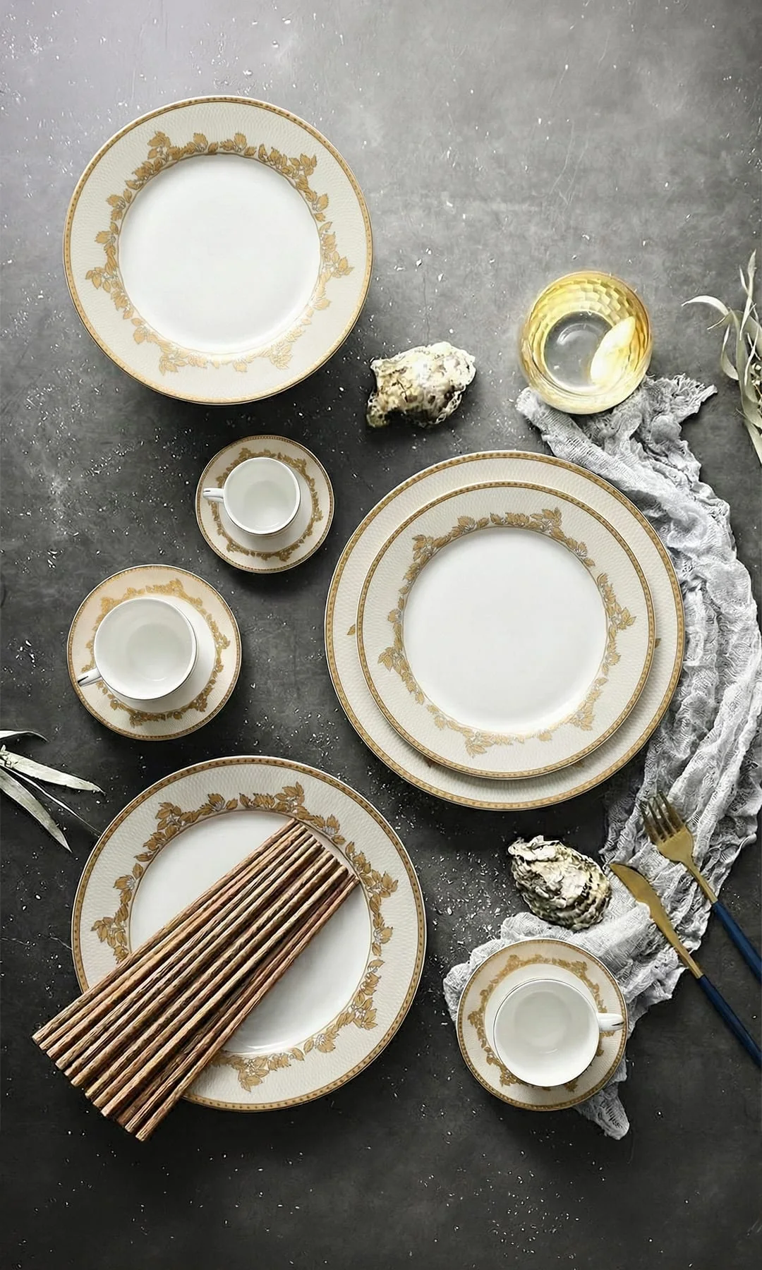 Vintage Dinner Set